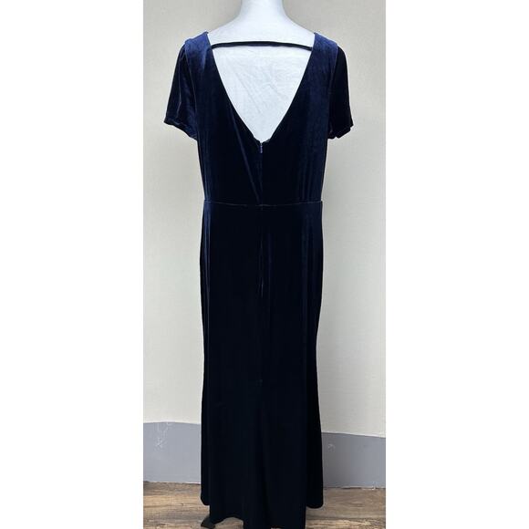 REVELRY Velvet Bridesmaid Dress in Deep Blue Women's Size 16 Faux Wrap. - Picture 6 of 16